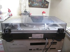 Vintage Mitsubishi LT-22 PLL Quartz Logic Controlled Linear Tracking Turntable