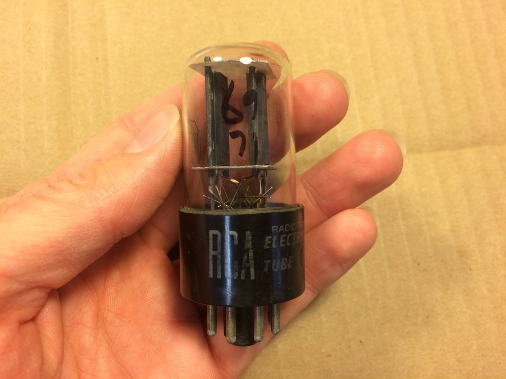 Vintage 1943 RCA 12SN7GT Black Plate Clear Glass Tube USA Tested Good Balanced