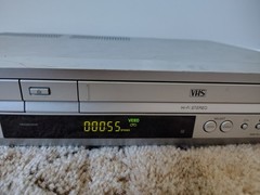 Sony SLV-D370P DVD/VCR VHS Recorder Combo Player Hi-Fi Stereo No Remote Works