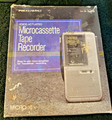 REALISTIC Microcassette TAPE RECORDER MICRO -16 Voice Activated # 14-1176 W/Box