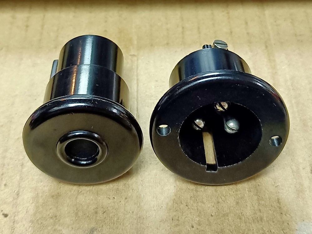 Bulgin P73 plug and socket Vintage British valve amplifier Leak Marshall Vox